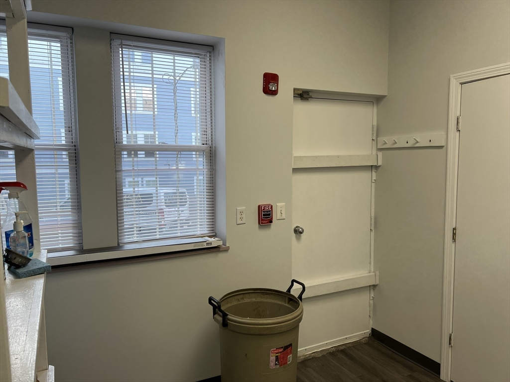 432 Massachusetts Avenue Property Photo 5