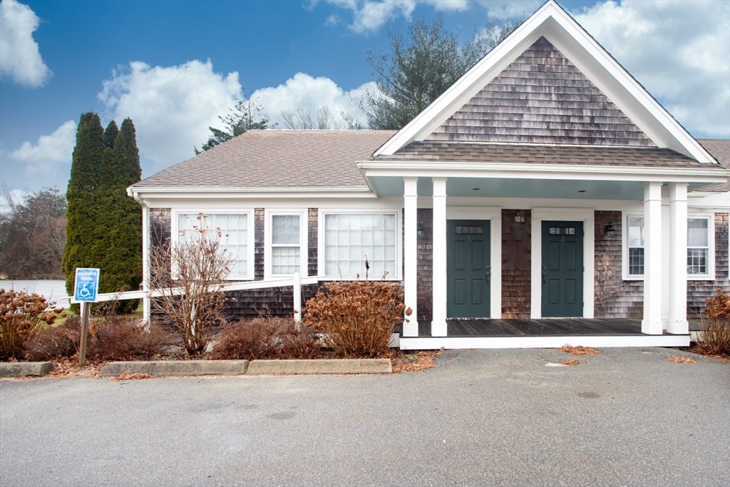 767 Main Rd # 1 Property Photo 2