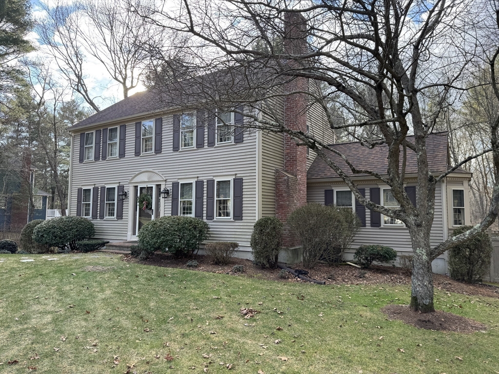 15 Pheasant Run Property Photo