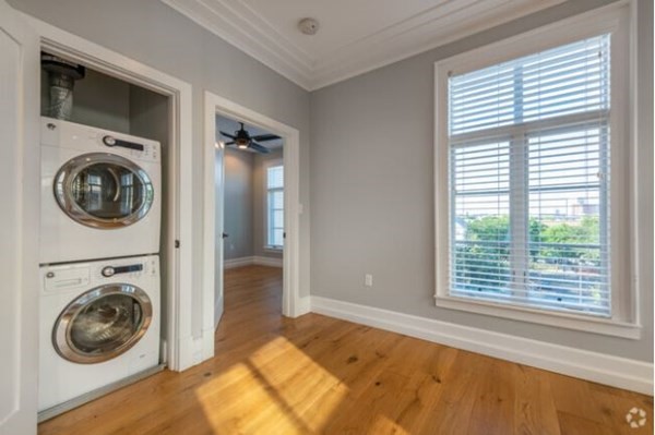 1467 Tremont # 405 Property Photo 2