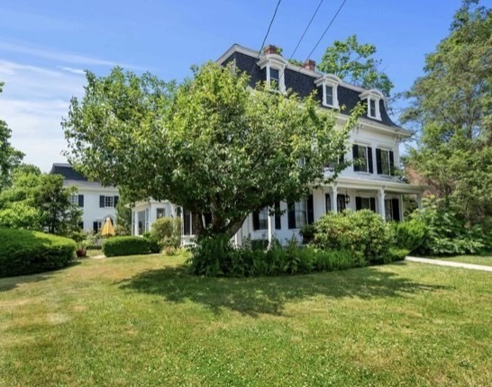 532 Washington Street Property Photo 5