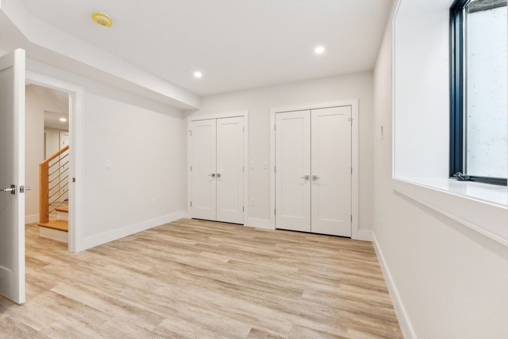 54 Woodward St Property Photo 7