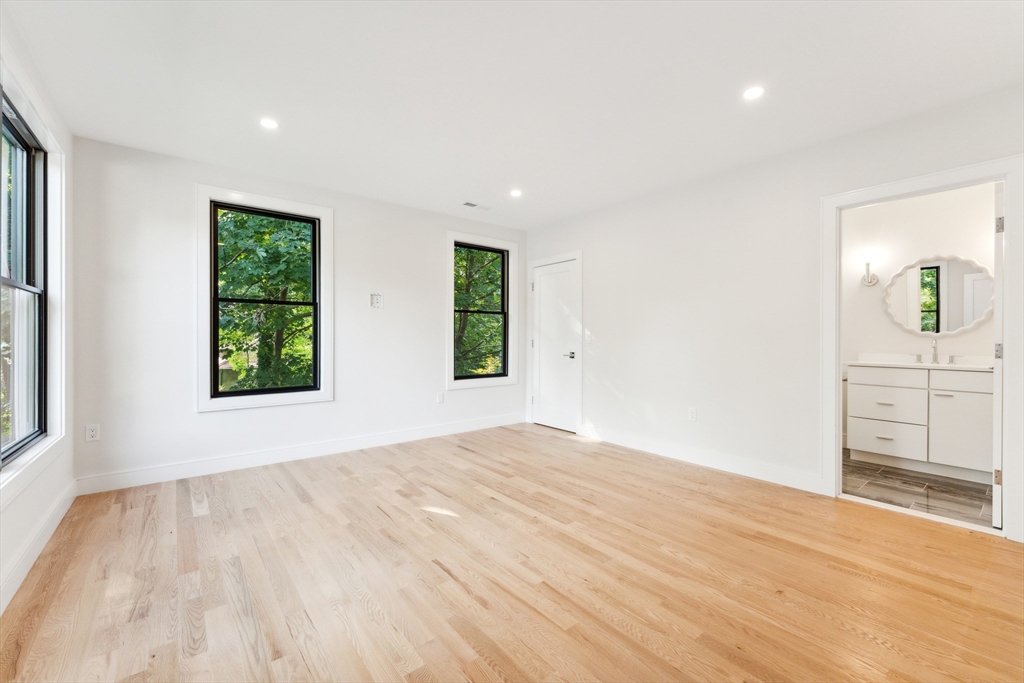 54 Woodward St Property Photo 19