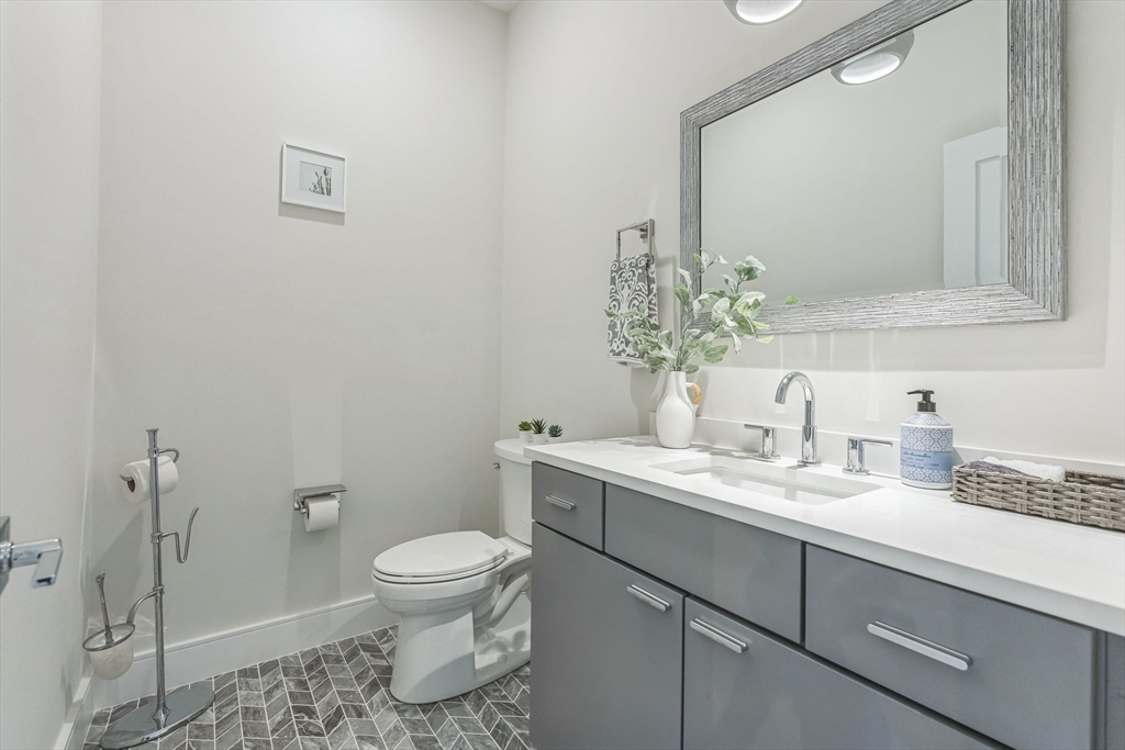 54 Woodward St Property Photo 30