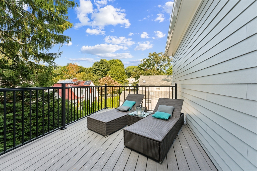 54 Woodward St Property Photo 34