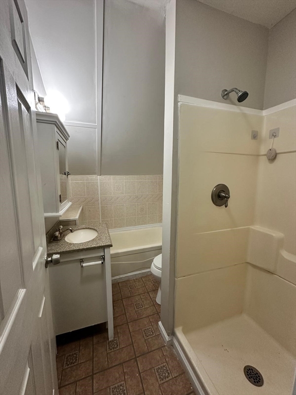 37 Day St Property Photo 17