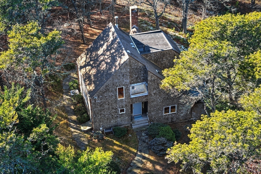 53 Woodsneck Road Property Photo