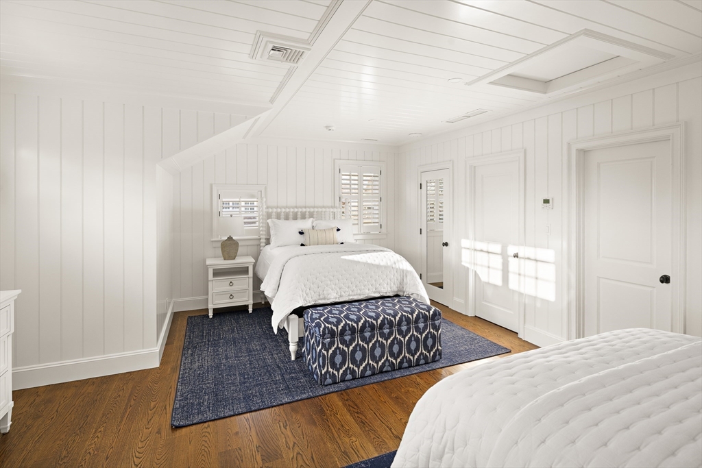 114 North Water Street Property Photo 34