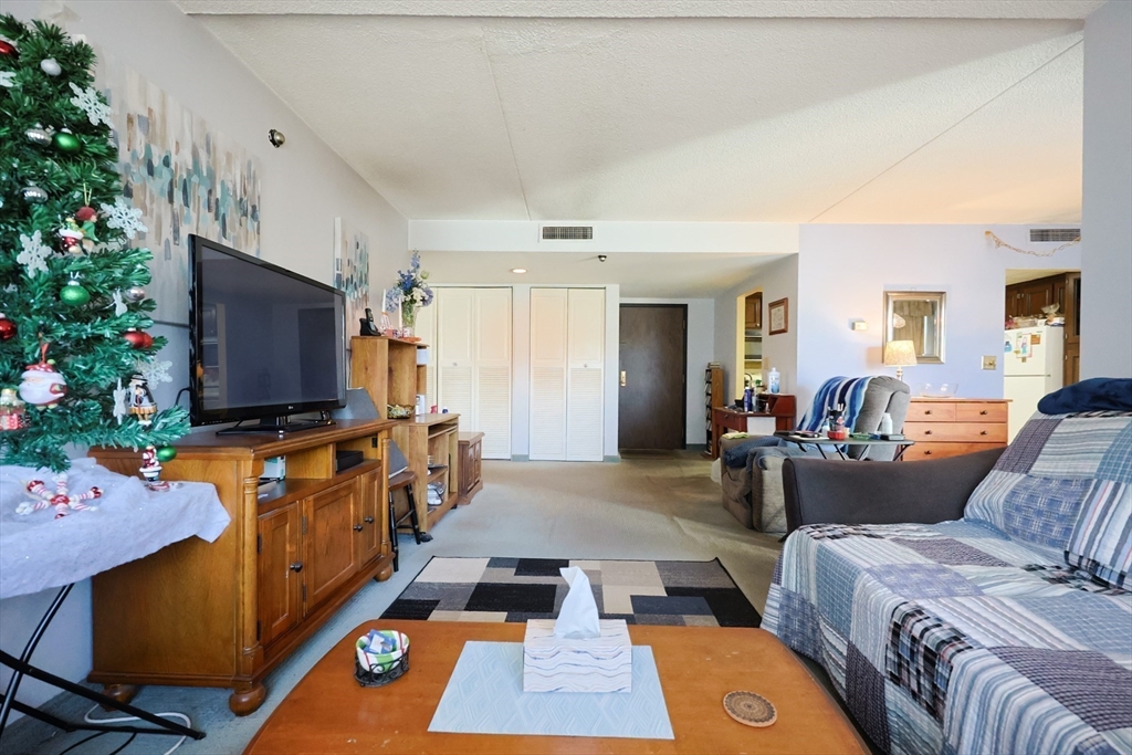 51 Broad Reach Property Photo 3