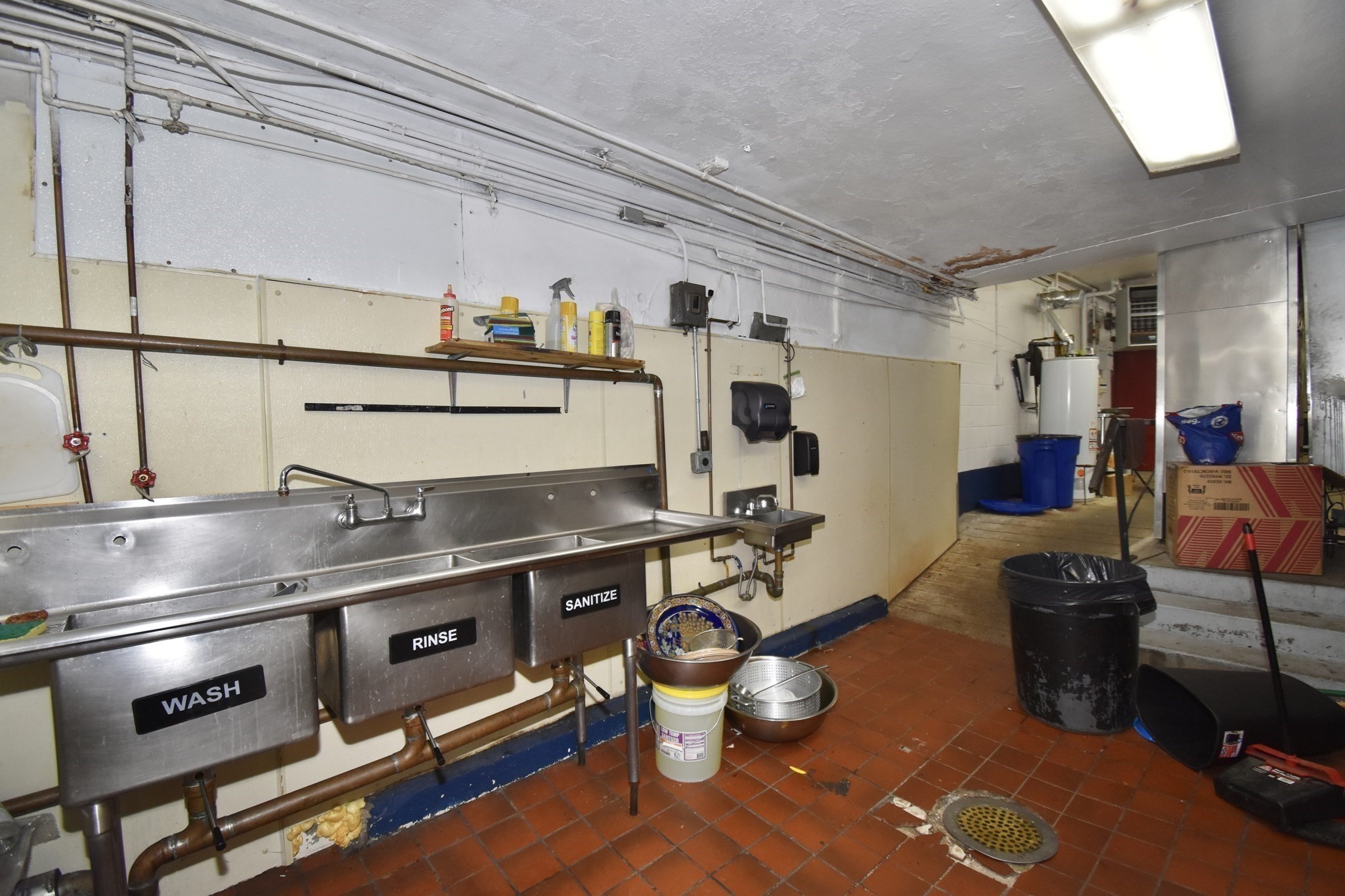 982 Main St Property Photo 10