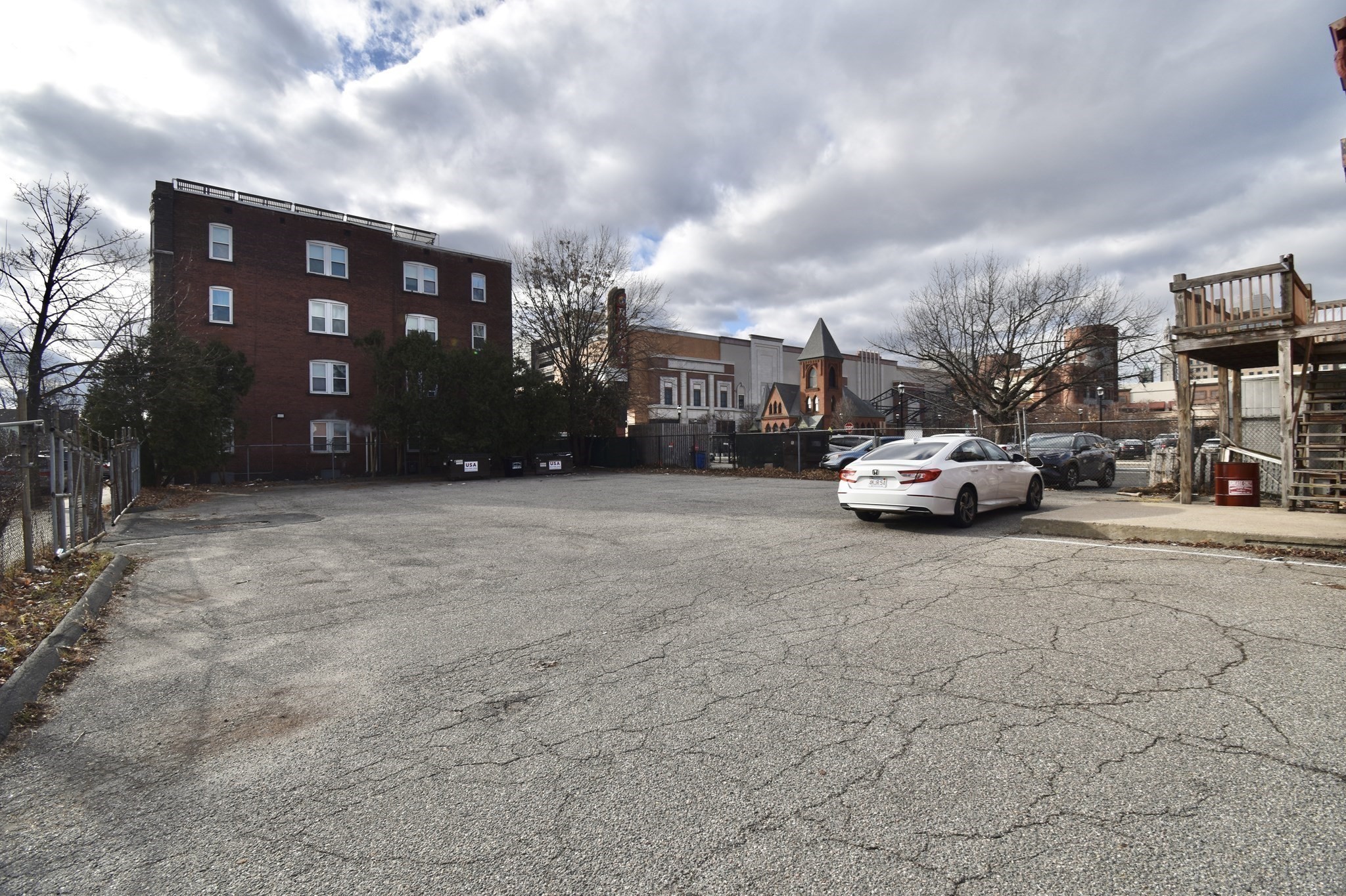 982 Main St Property Photo 20