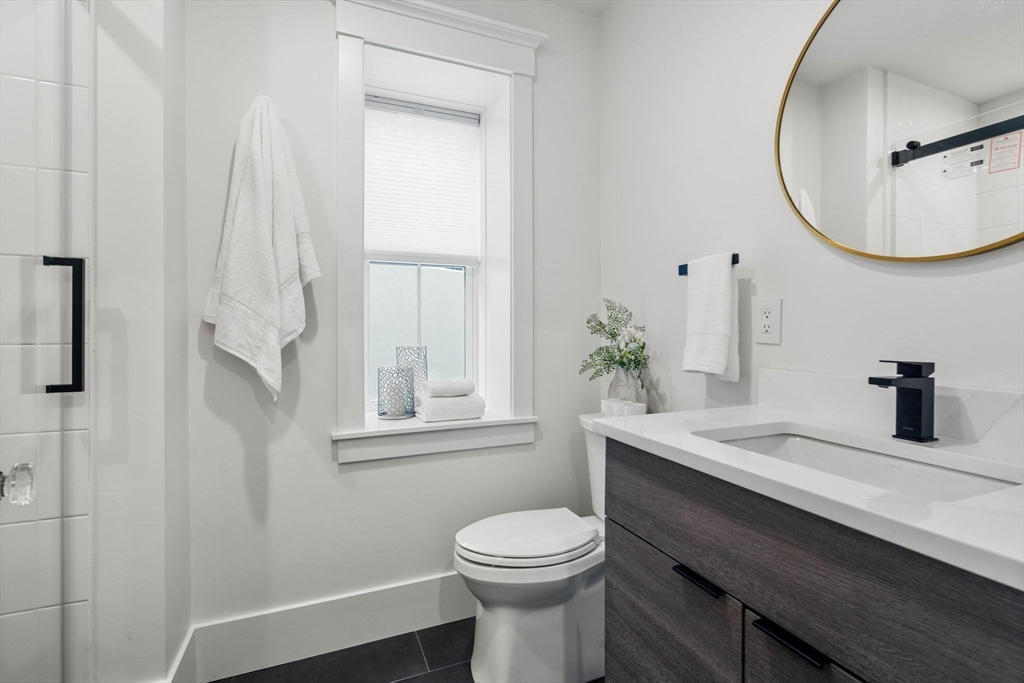 4459 Washington Street # 2 Property Photo 5