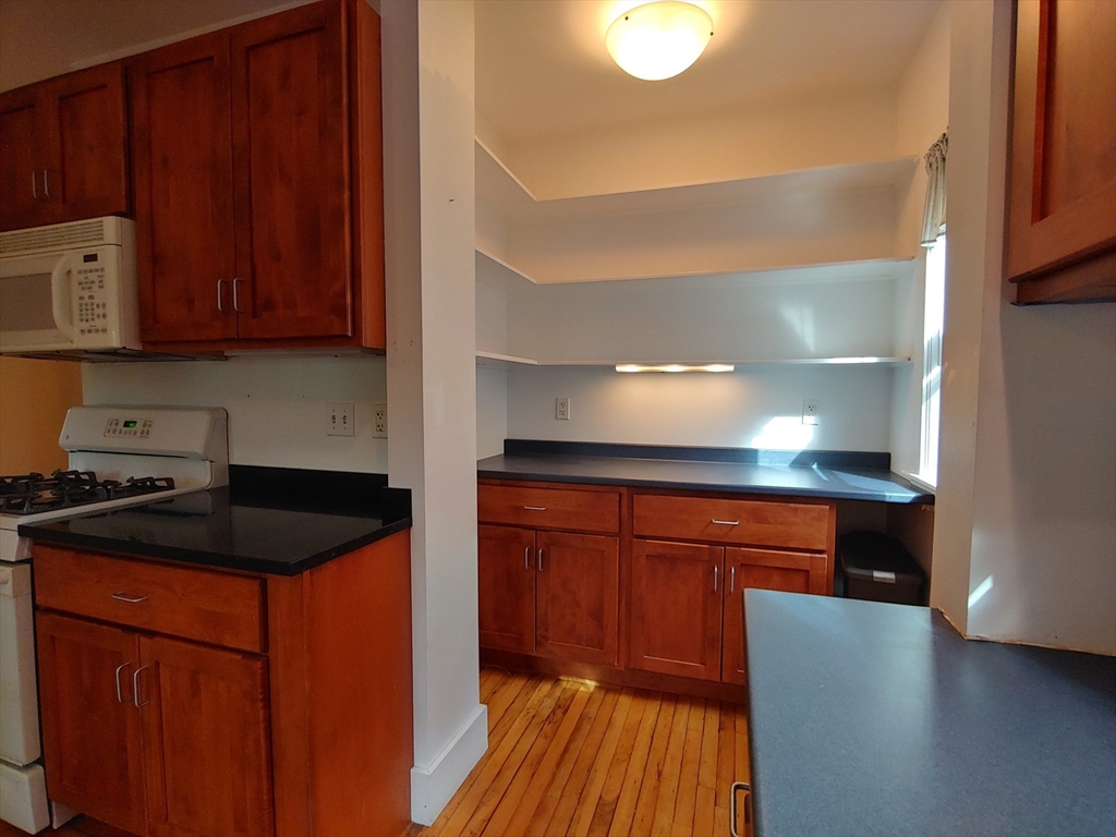 76 Wenham # 1 Property Photo 7