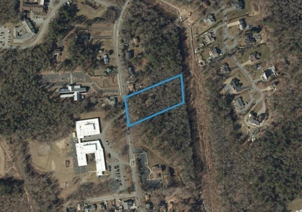 200 Cross Rd Property Photo 2