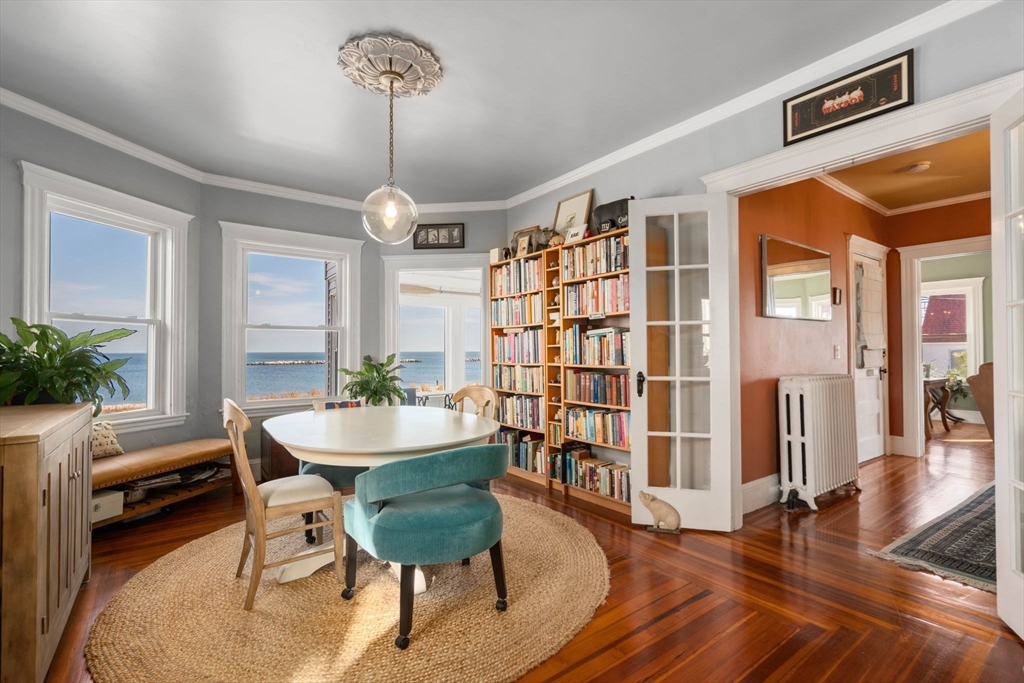 144 Winthrop Shore Dr # 2 Property Photo 9
