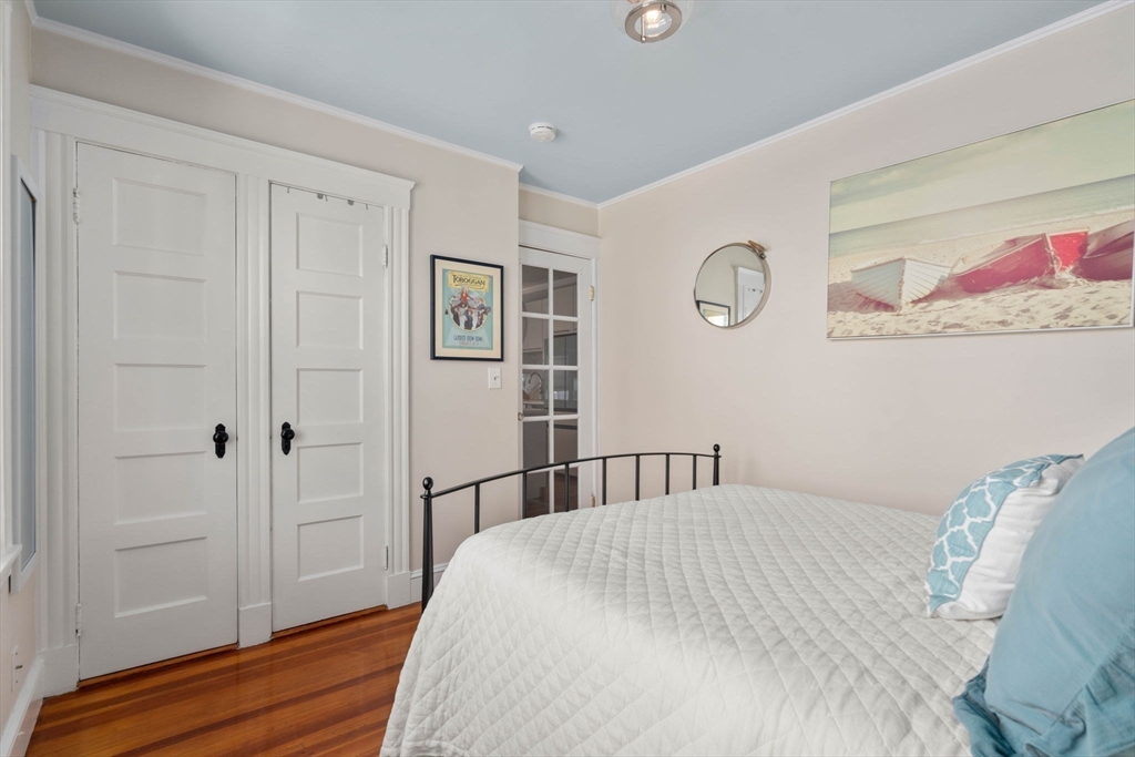 144 Winthrop Shore Dr # 2 Property Photo 23