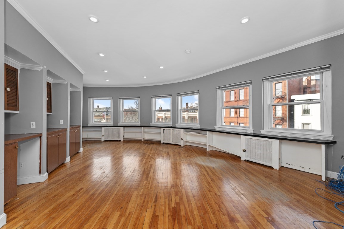 11 Salem Street # 12 Property Photo 5