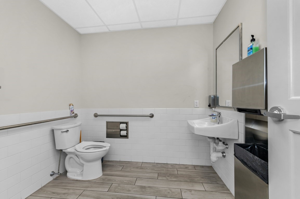 11 Salem Street # 12 Property Photo 8