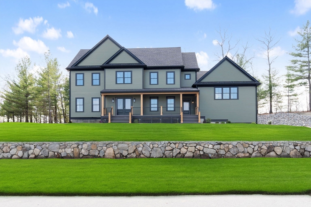 14 Couture Way Property Photo
