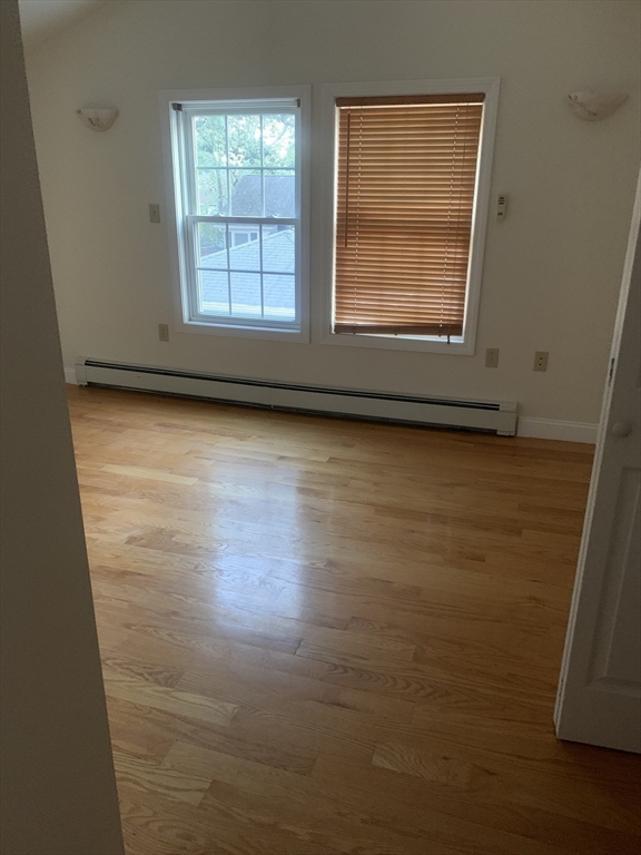 22 Lindale Avenue # 1 Property Photo 13