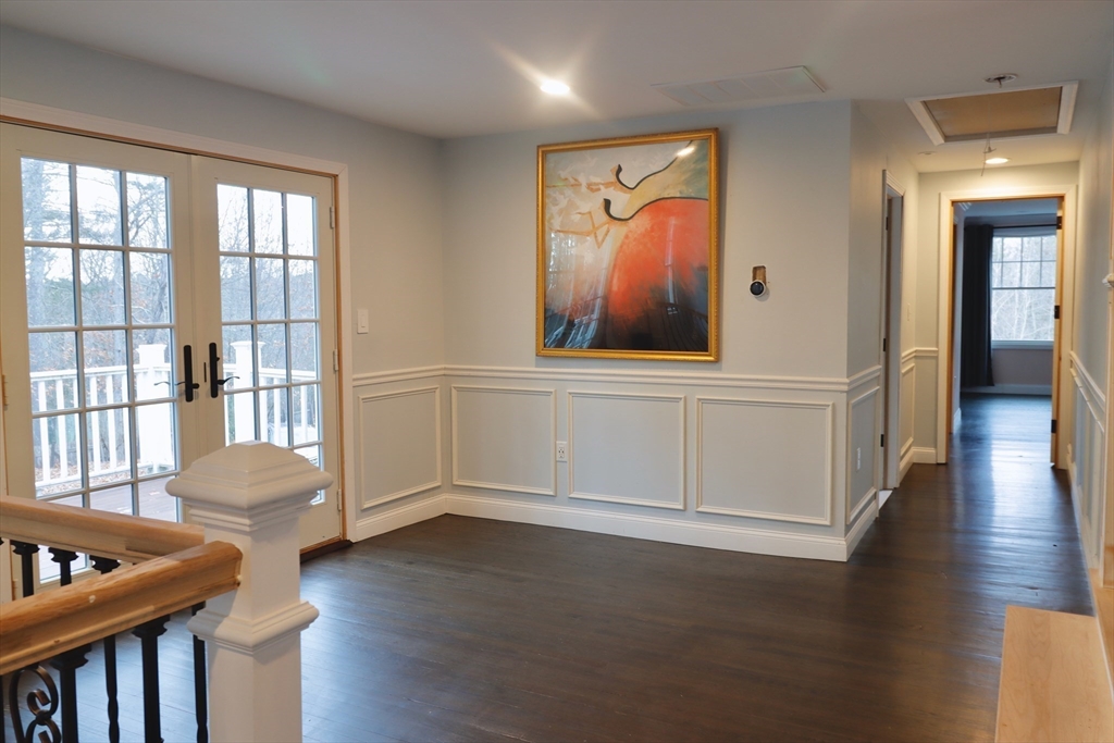 4 Omega Way Property Photo 23