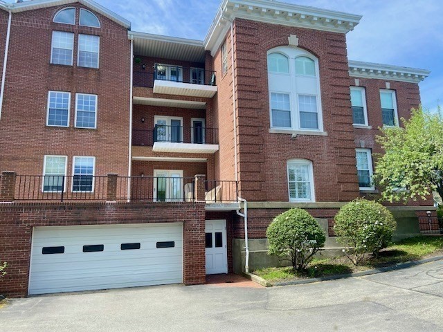760 Highland Ave # 7 Property Photo 2