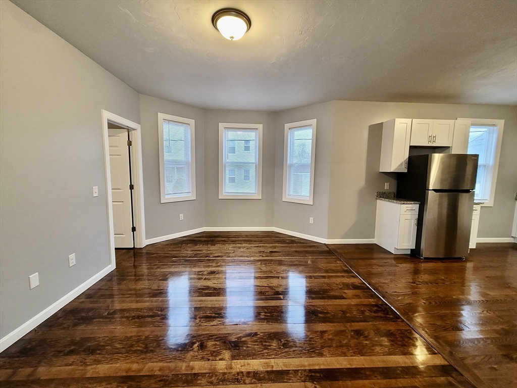 18 Woonasquatucket Ave # 1 Property Photo 3