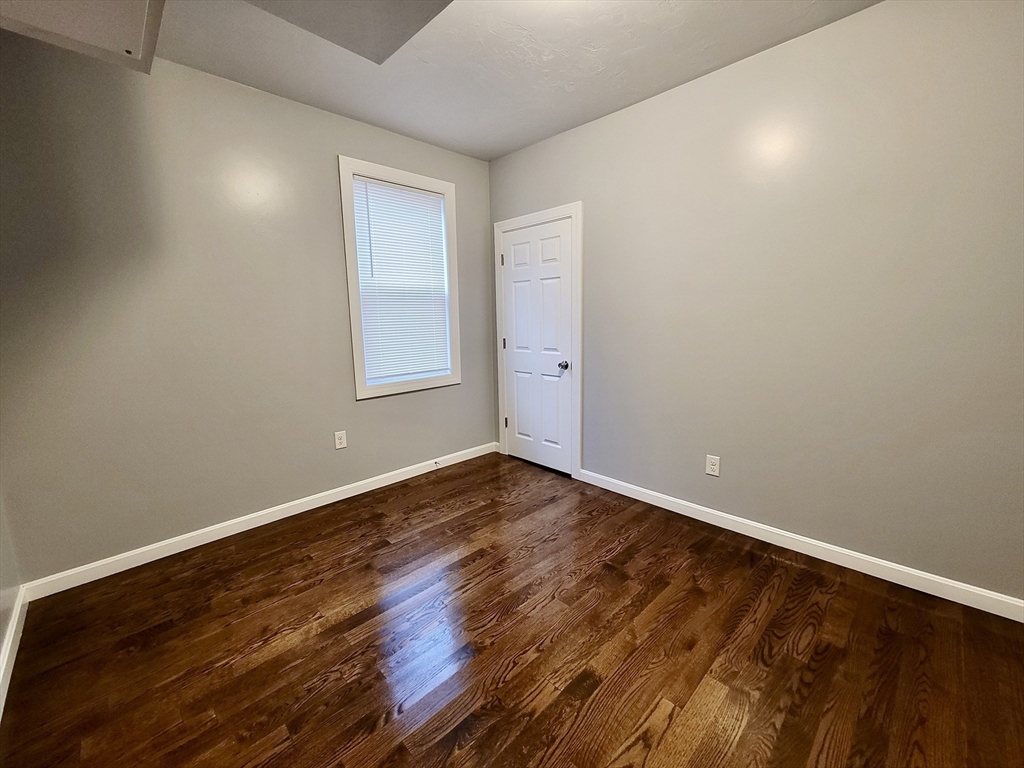18 Woonasquatucket Ave # 1 Property Photo 5