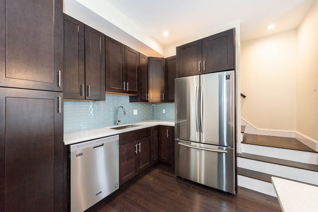 10 Marion St. # 1 Property Photo 6