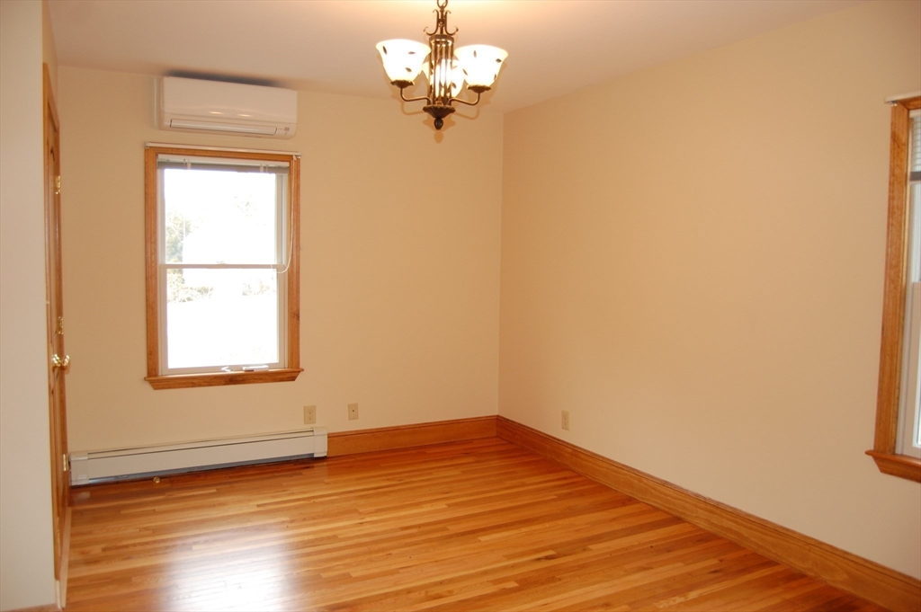 1850 Salem # 2 Property Photo 7