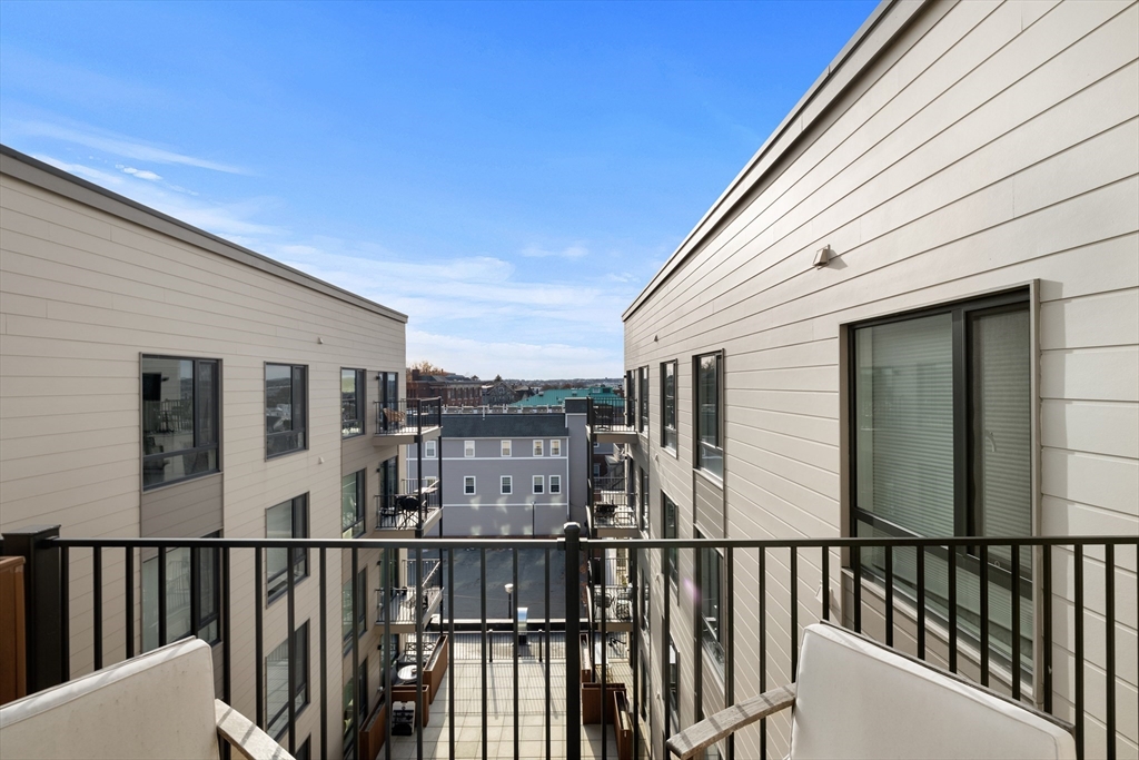 457 W Broadway # 507 Property Photo 14