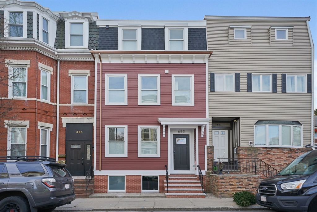 683 East 8th Street Property Photo 2