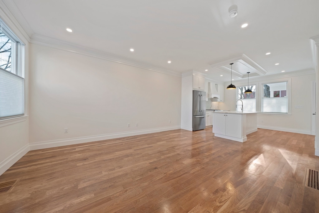 683 East 8th Street Property Photo 10