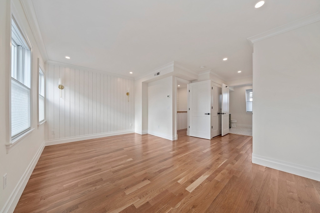 683 East 8th Street Property Photo 20