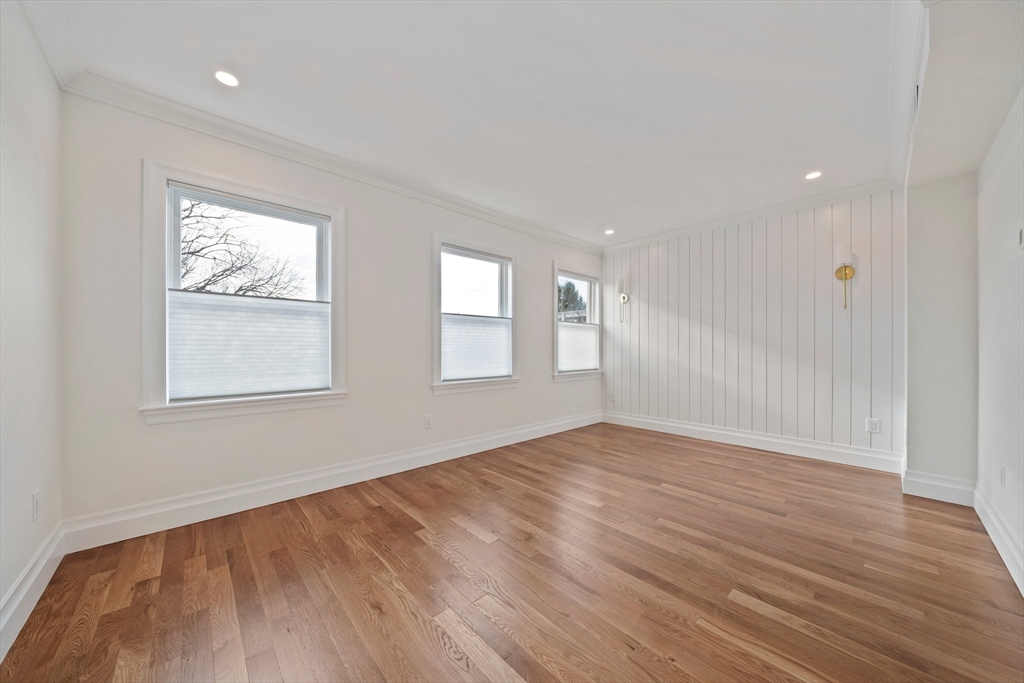 683 East 8th Street Property Photo 21