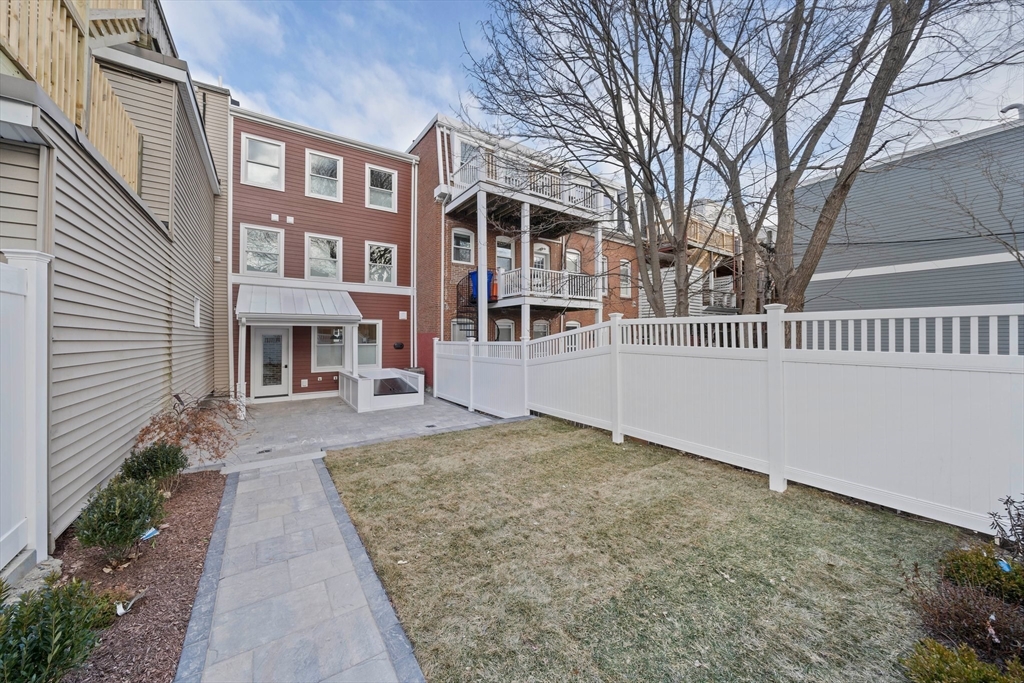683 East 8th Street Property Photo 30