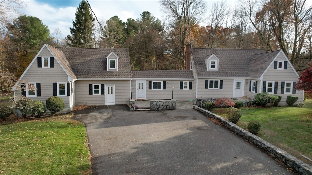 122 Park Street Property Photo 2