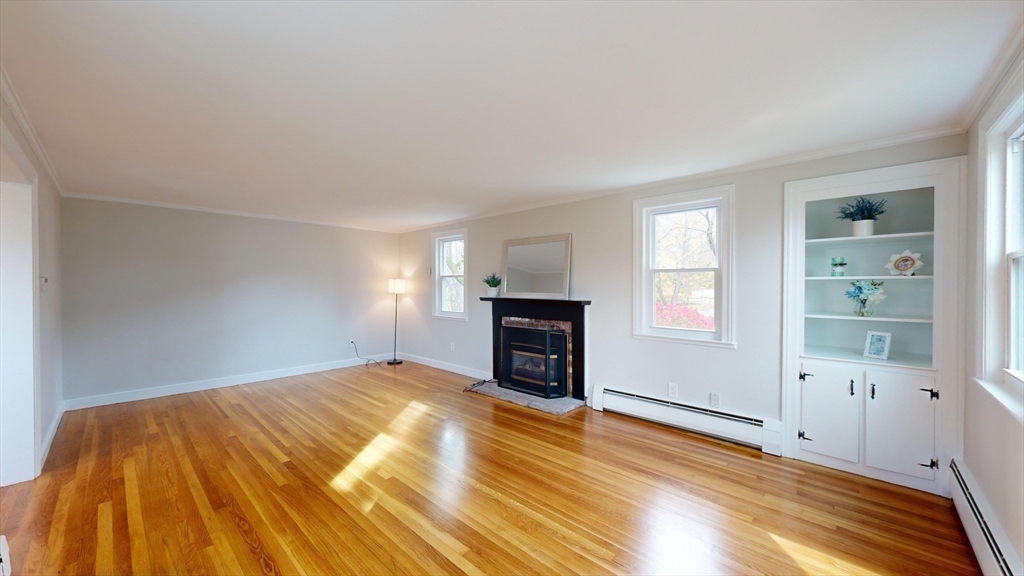 122 Park Street Property Photo 9