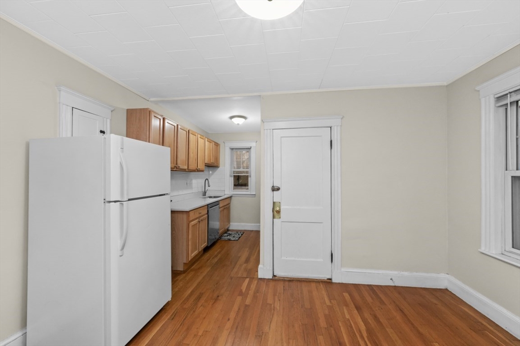 21 Everdean # 2 Property Photo 6