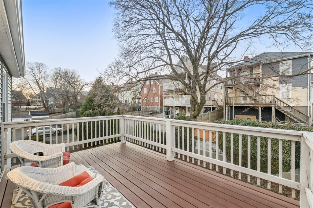 21 Everdean # 2 Property Photo 16