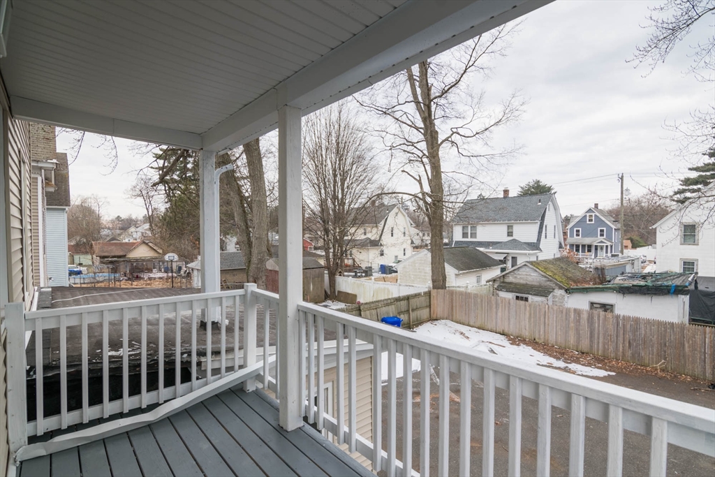 186 Oak Street Property Photo 41