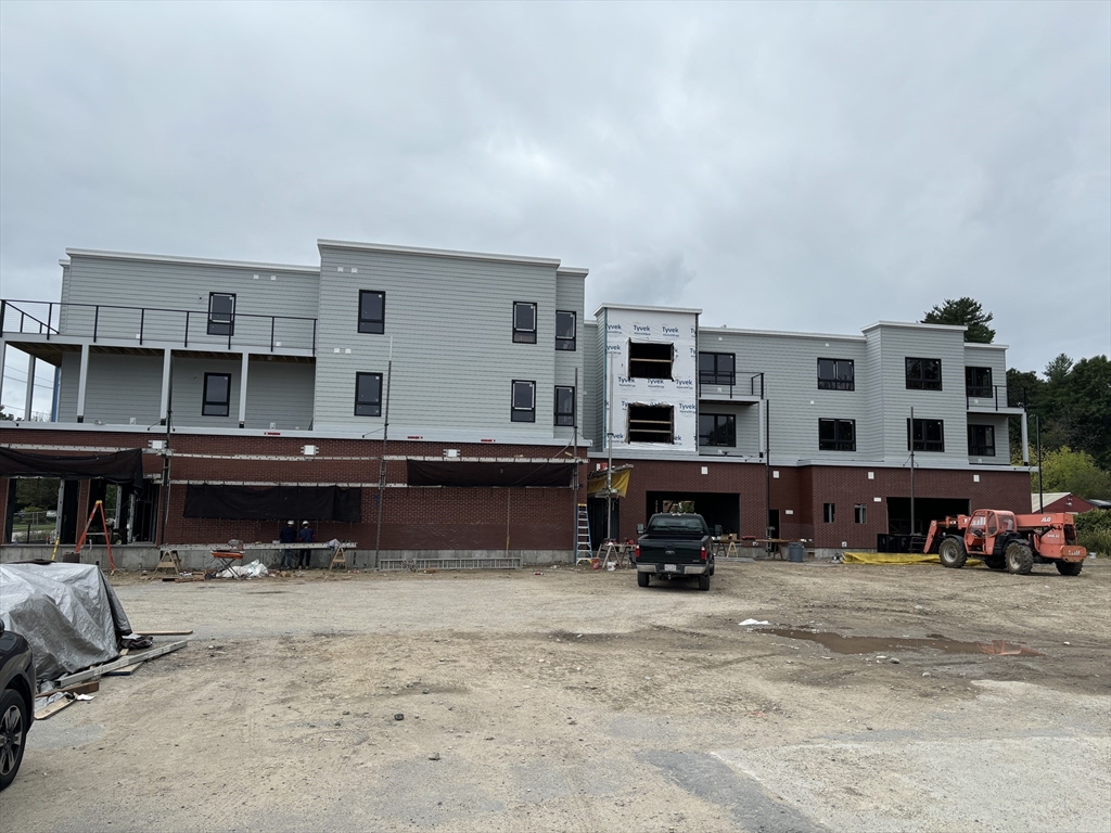 1391 Main Street # C Property Photo 1