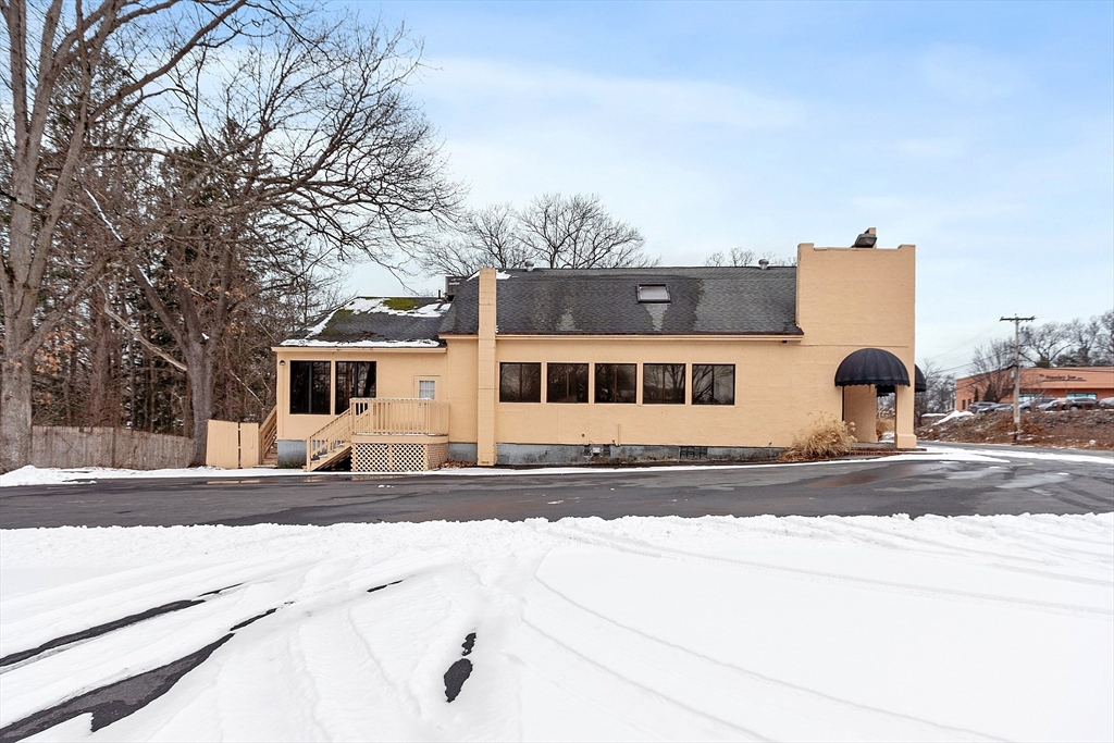 1123 South St Property Photo 4