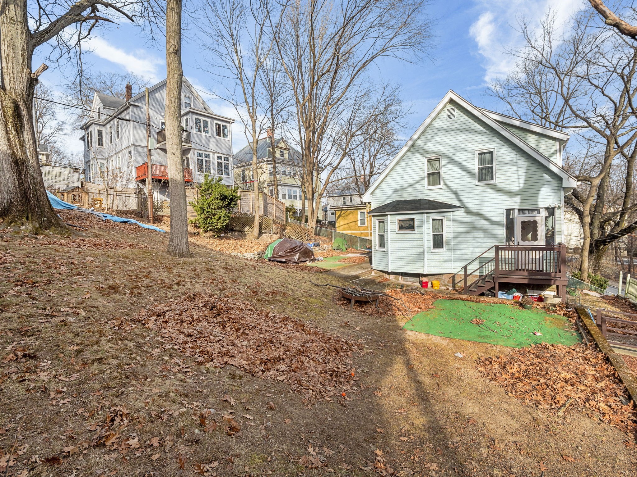 27 Rowe St. Property Photo 3