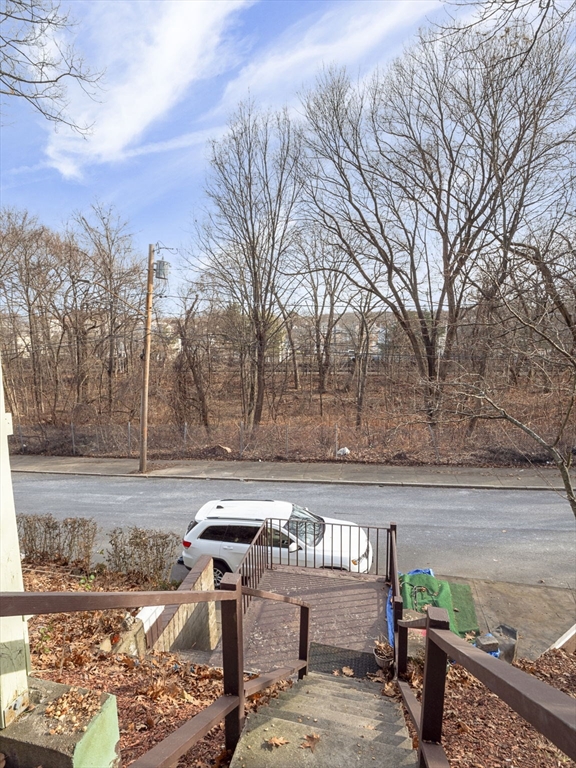 27 Rowe St. Property Photo 10