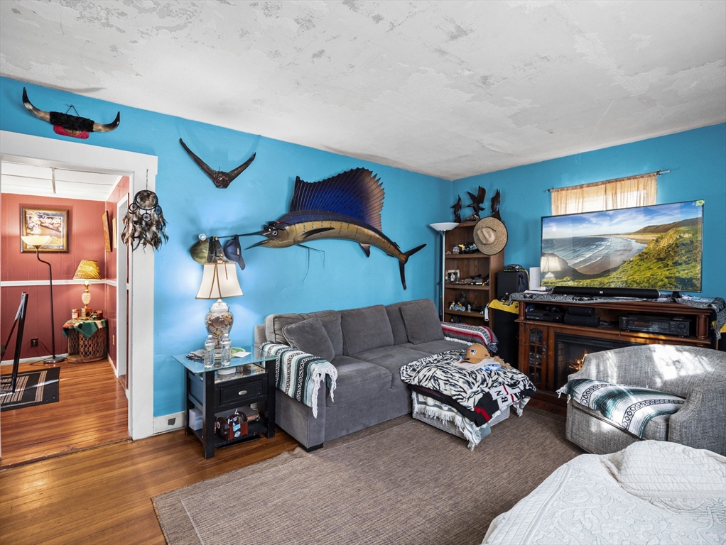 27 Rowe St. Property Photo 13