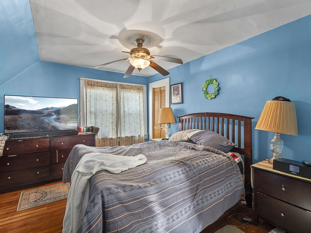 27 Rowe St. Property Photo 20