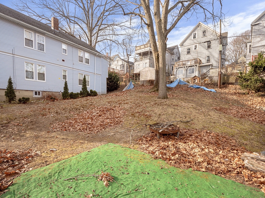 27 Rowe St. Property Photo 25