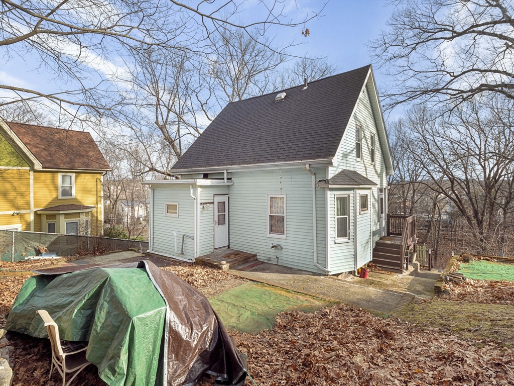 27 Rowe St. Property Photo 29