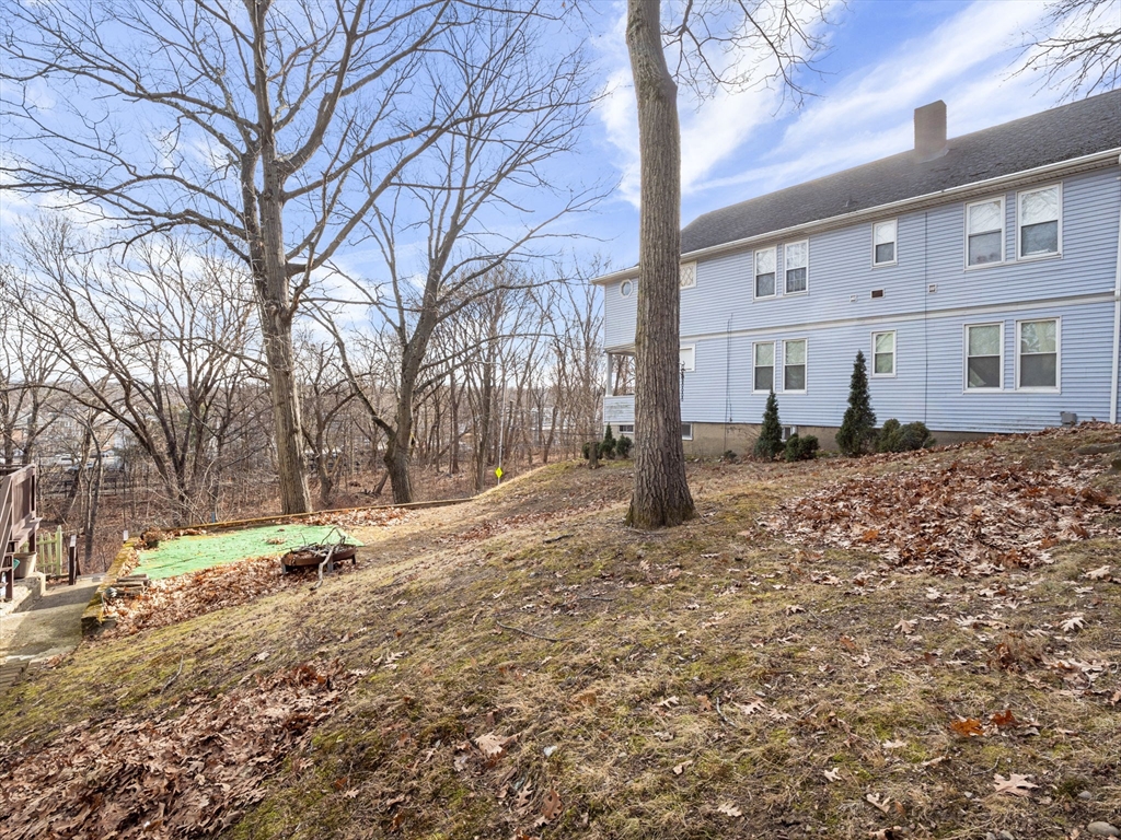 27 Rowe St. Property Photo 30